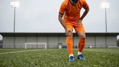 Verdediger Nathan Aké is ongeveer drie weken uitgeschakeld met een hamstringblessure en mist daardoor de Nations...